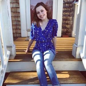 Meet your Posher, Bella